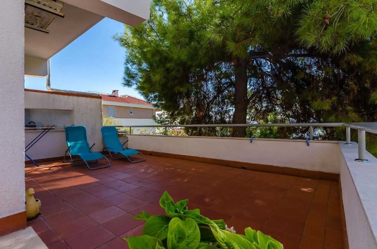 Apartment Natasa Trogir